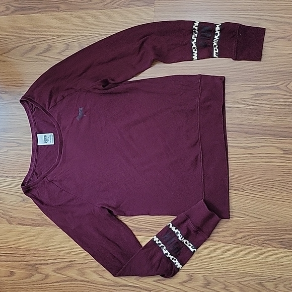 VS PINK Cheetah Long Sleeve/ XS - Picture 1 of 5